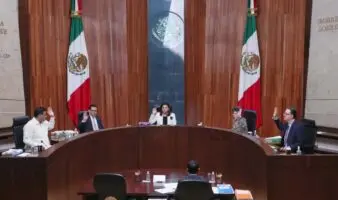 'Un atraco a la Constitución' que el Tribunal Electoral validara la sobrerrepresentación: Diego Valadés