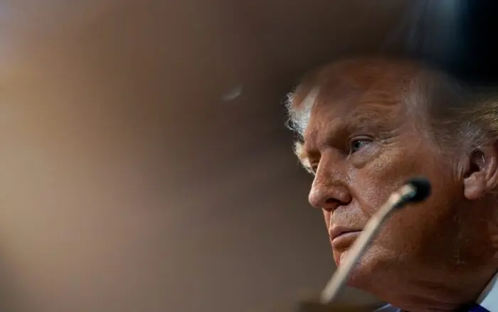 Trump: ‘Puedo destruir un país, puedo hacer lo que quiera...pero, no puedo cobrar un dólar’