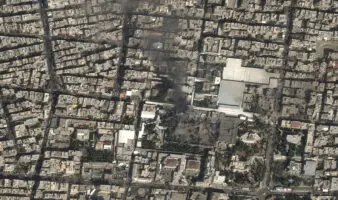 Irán integra un consejo de liderazgo provisional tras confirmar muerte de Jameneí