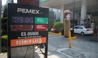 México prevé impacto 'neutro' en economía ante alza del petróleo por guerra en Irán