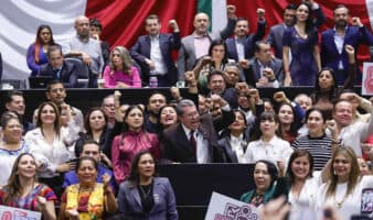 Lo mejor de Aristegui en Vivo: Perfilan plan B de reforma electoral tras rechazo; ponen tope a pensiones 'doradas'; Caso Juanito: desaparecen a padre buscador de un niño (12/03/2026)