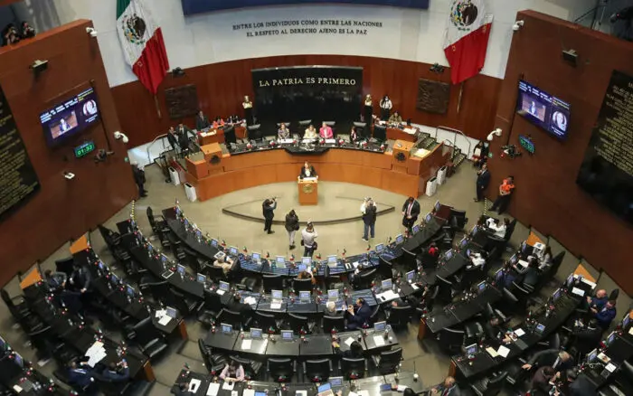 Senado recibe iniciativa de reforma para aplazar elección judicial a 2028