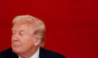 Trump afirma que empresas 'cuadruplicarán' producción de armas