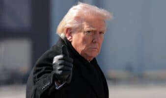 '¡Prepárense!', agentes de ICE llegarán a aeropuertos el lunes, afirma Trump