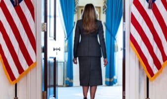 Lo mejor de Aristegui en Vivo: Incendio en Dos Bocas; 'devastación masiva' en Líbano; Melania Trump se deslinda de Epstein (10/04/2026)