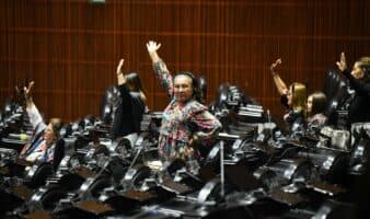 Congreso planea reforma 'fast track' para aplazar elecciones judiciales hasta 2028; JUFED ve 'confesión' de errores