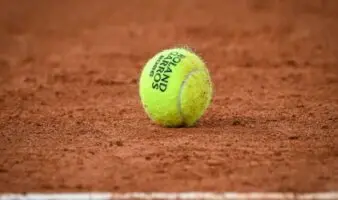 Tenis | Estrellas de la raqueta amenazan con boicotear Roland Garros por el reparto de premios | Video