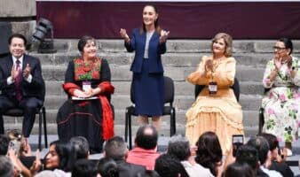 Anuncia Sheinbaum alza salarial del 9% a docentes en medio de protestas por Día del Maestro