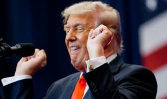 Trump aumentará al 25% aranceles de autos y camiones de la UE
