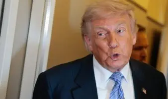Trump da a Irán un ultimátum para cerrar un acuerdo nuclear en los próximos días