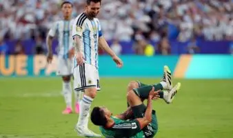 Argelia lleva a FIFA una queja por arbitraje ante Argentina
