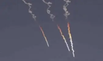 Irán dice que la ofensiva de EE.UU. deja 'casi inservible' el alto al fuego y reivindica nuevos ataques