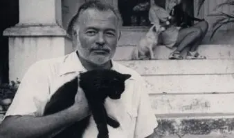 Por primera vez circula en español una de las obras menos conocidas de Ernest Hemingway