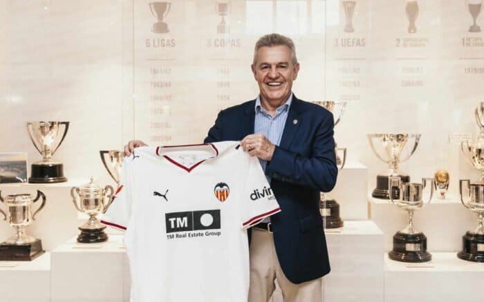 Javier Aguirre: 'No se le puede decir que no al Valencia'