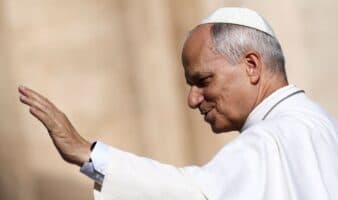 'Paraíso de las máquinas' y la 'justa laicidad': el Papa se pronuncia en Francia