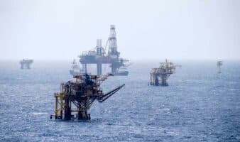 Producción de crudo de Pemex cae a 1.36 millones de barriles, nivel previo a Cantarell: especialista
