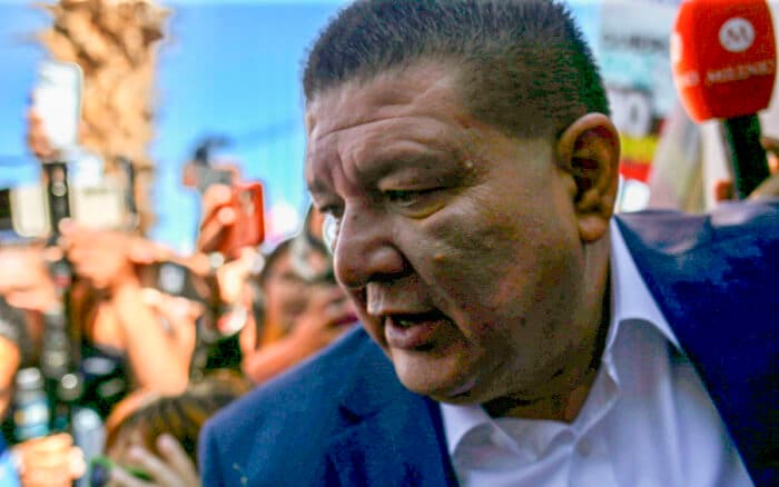 Exfiscal acusado de traición a la patria denuncia persecución política